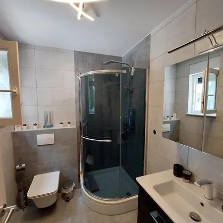 Apartman Madlen *