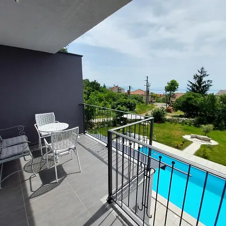 Apartman Madlen *