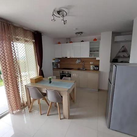 Apartman Madlen *