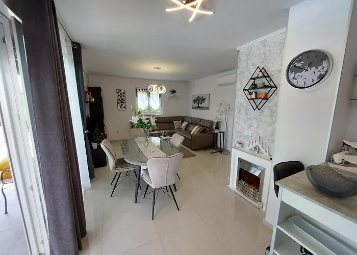 Apartment Madlen Opatija